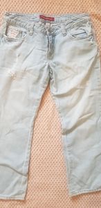 Aeropostale semi cropped straight jeans.